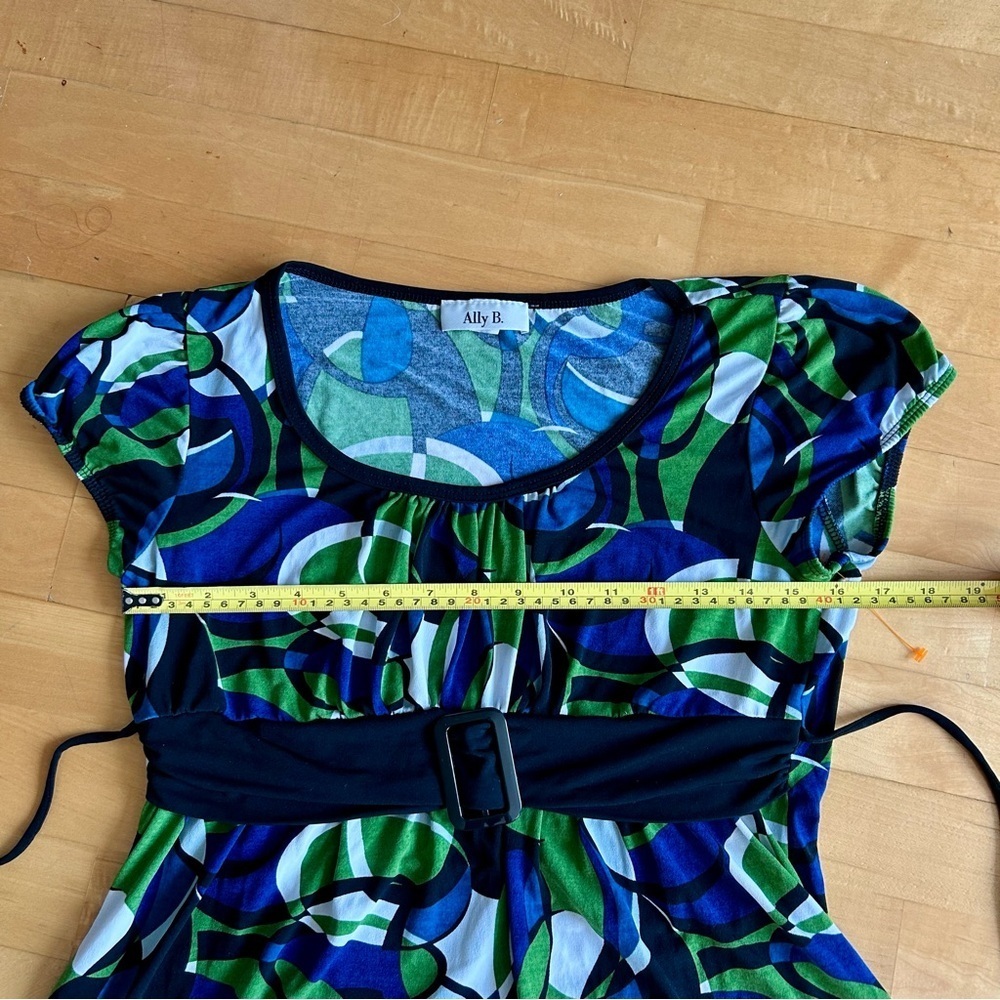 Ally B Abstract, Colorful Belted Blouse, Blue, Green, Green, White, Size L - Picture 10 of 17